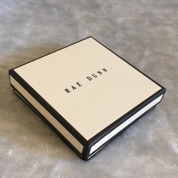 Rae Dunn Spider Webb Irridescent Crystal Charm Pendant Necklace Boxed Set NWT - Picture 11 of 12